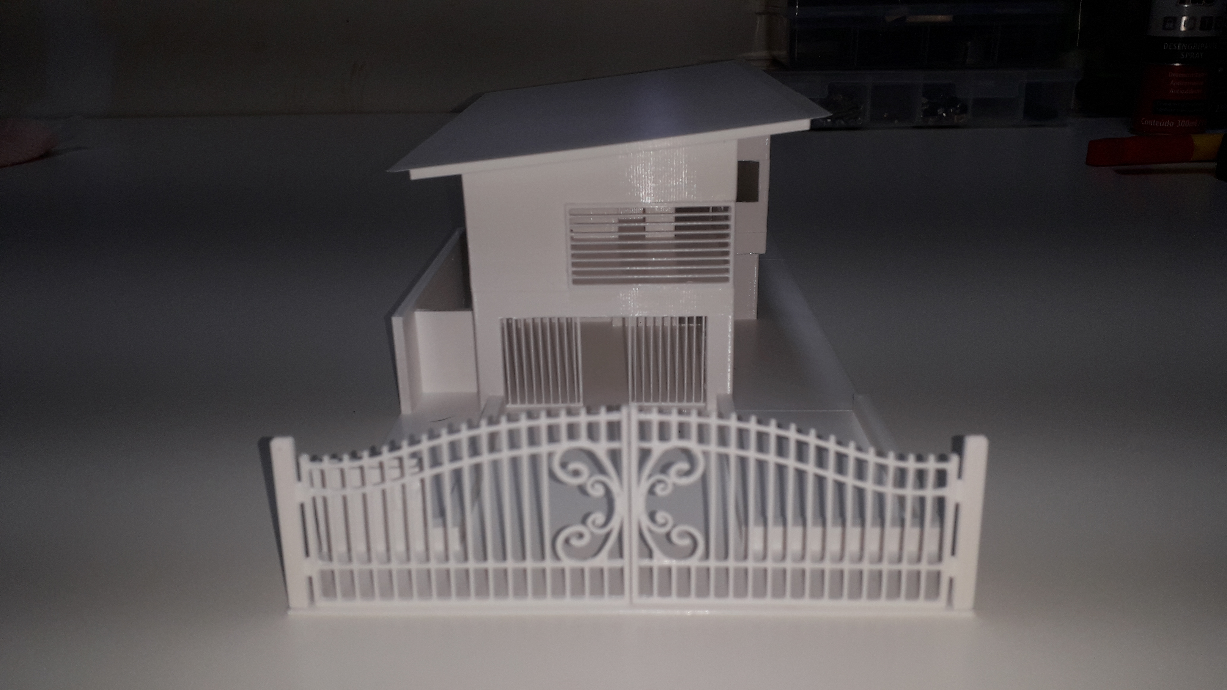 Maquetes: Casa Duplex e portão - Fiat